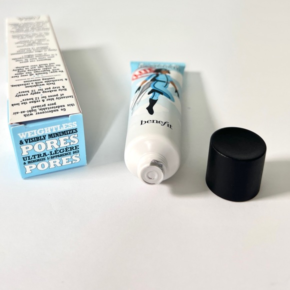 Benefit Cosmetics the PORE fessional Lite Primer. - Picture 2 of 4